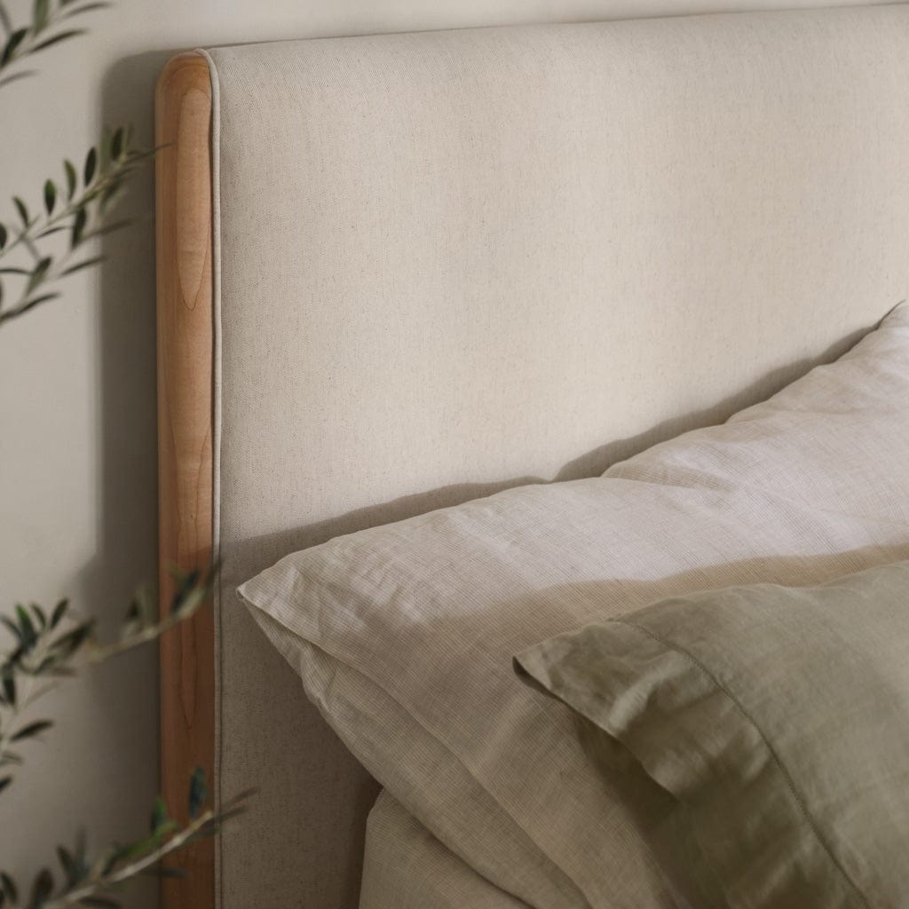 Laurel Bed with Low Footboard